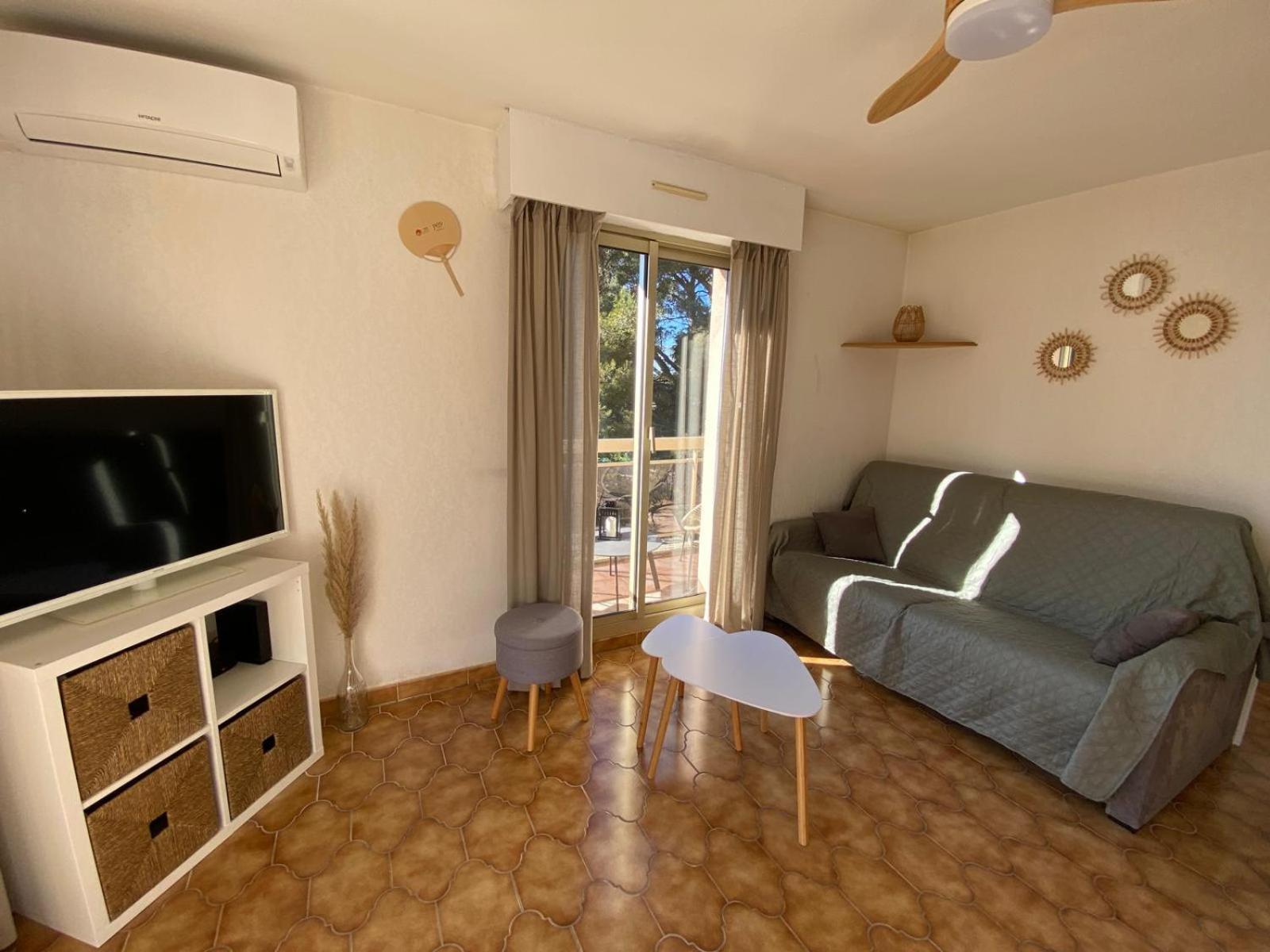 Apartment Port 2 Ch Terrasses Box Hyeres